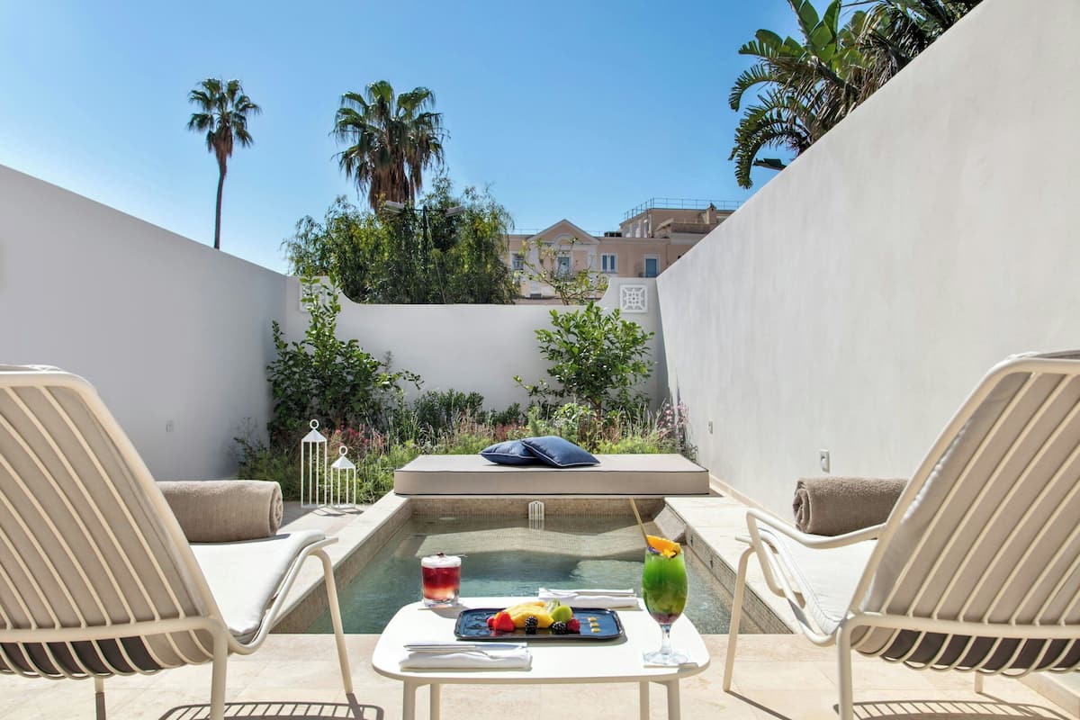 Suite, 1 Bedroom, Non Smoking, Patio | Pool