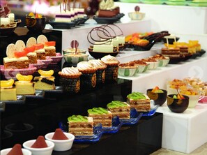 Päivittäinen buffetaamiainen (92 CNY per henkilö)