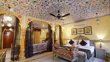 Royal Suite (Train/Bus Station Pickup on Arrival) | Minibar, in-room safe, individually decorated, individually furnished