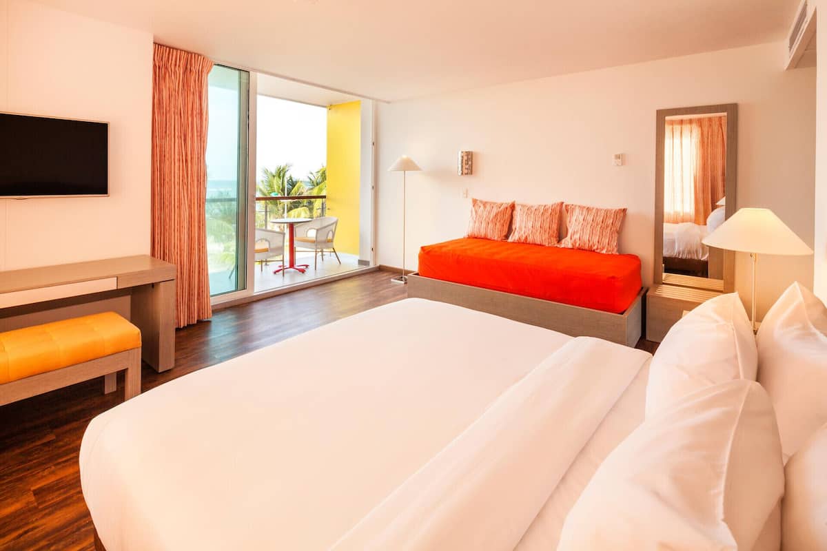 Down comforters, in-room safe, blackout drapes, bed sheets