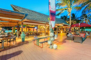 Der serveres morgenmad, frokost og aftensmad