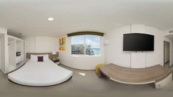 Minibar, caja de seguridad en la habitación, wifi gratis y ropa de cama