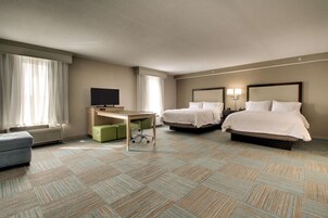 Estudio, 2 camas de matrimonio, no fumadores, frigorífico y microondas | Ropa de cama de alta calidad, edredones de plumas, decoración individual