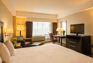 Cortinas blackout, tabla de planchar con plancha y cunas gratuitas