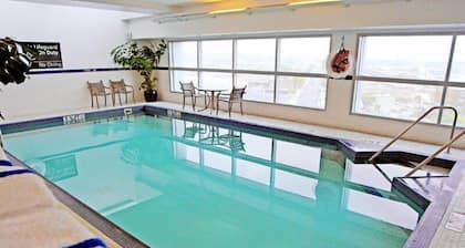 Hampton Inn & Suites Boston Crosstown Center