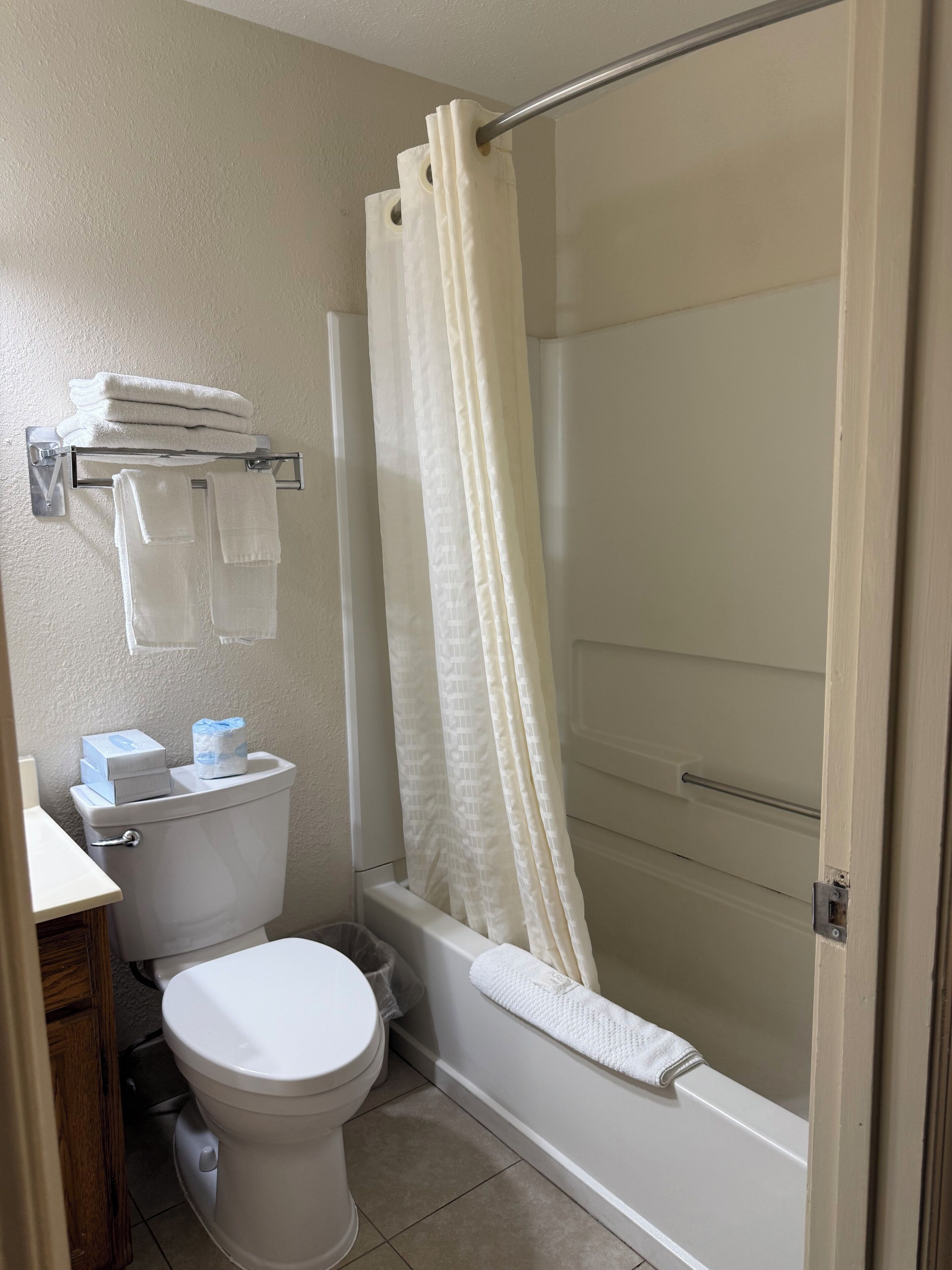 Artículos de tocador gratuitos, toallas, jabón, shampoo