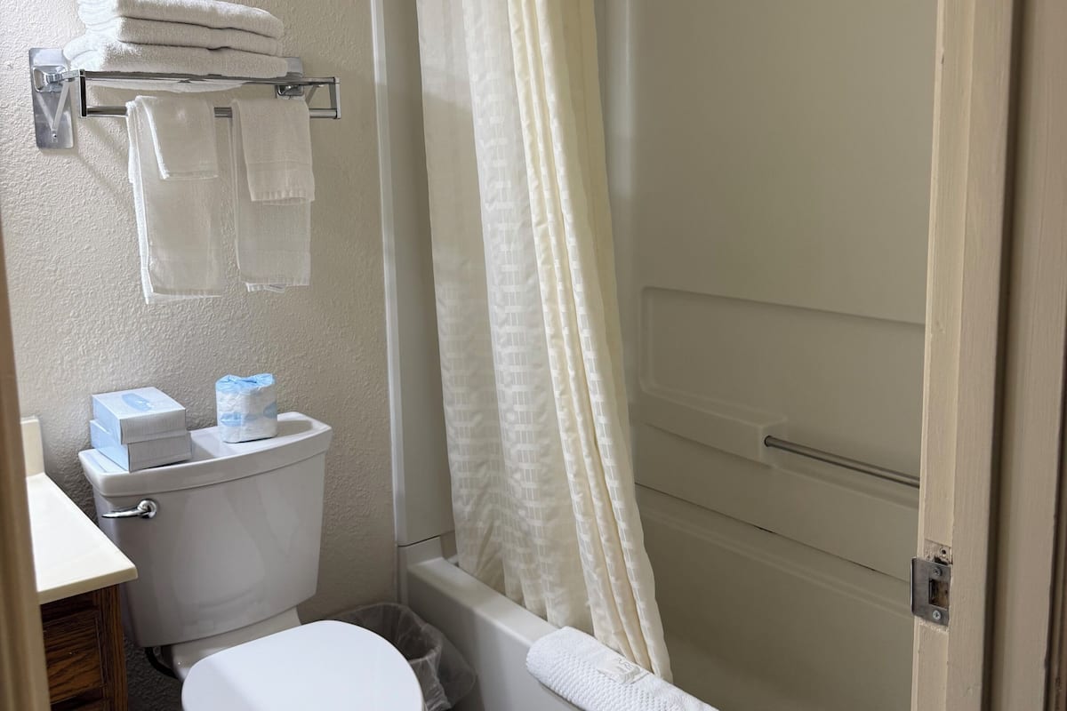 Free toiletries, towels, soap, shampoo