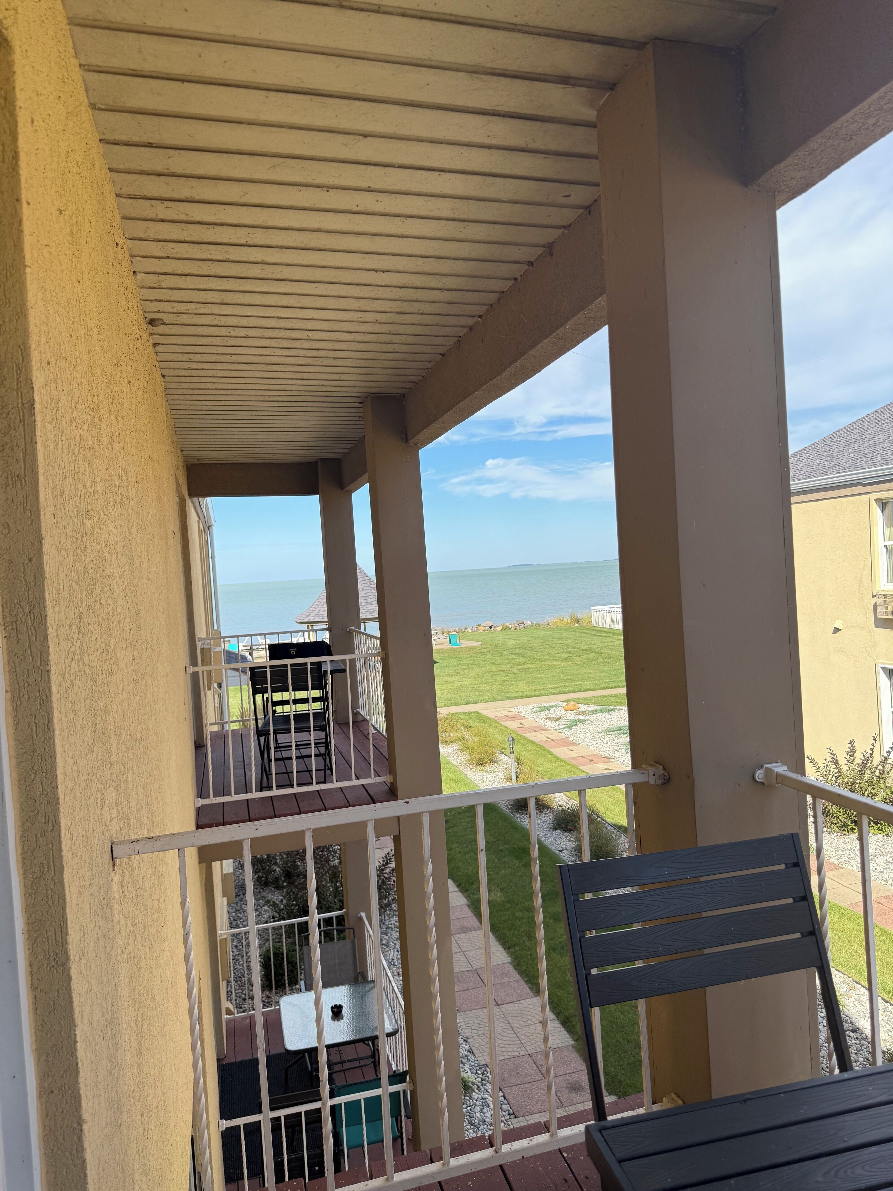 Caja de seguridad en la habitación, wifi gratis y ropa de cama 