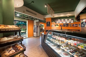 Coffee shop