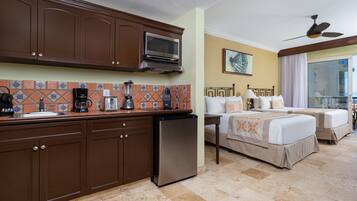 Coffres-forts dans les chambres, bureau, rideaux occultants