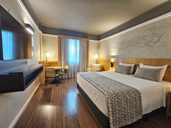 Superior Room, 1 Queen Bed