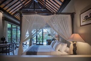 Villa, Private Pool | Minibar, in-room safe, individually decorated, desk
