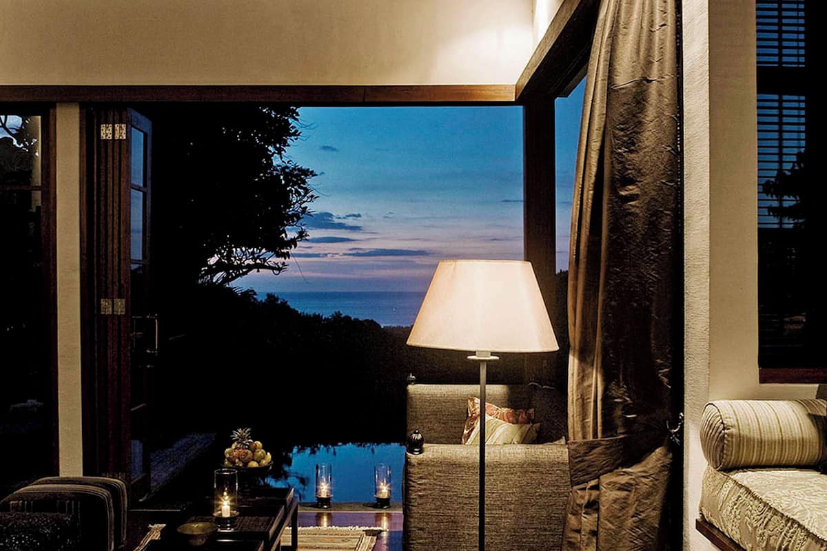 Villa Luxury, piscina privata | 1 camera, minibar, una cassaforte in camera, con stile personalizzato