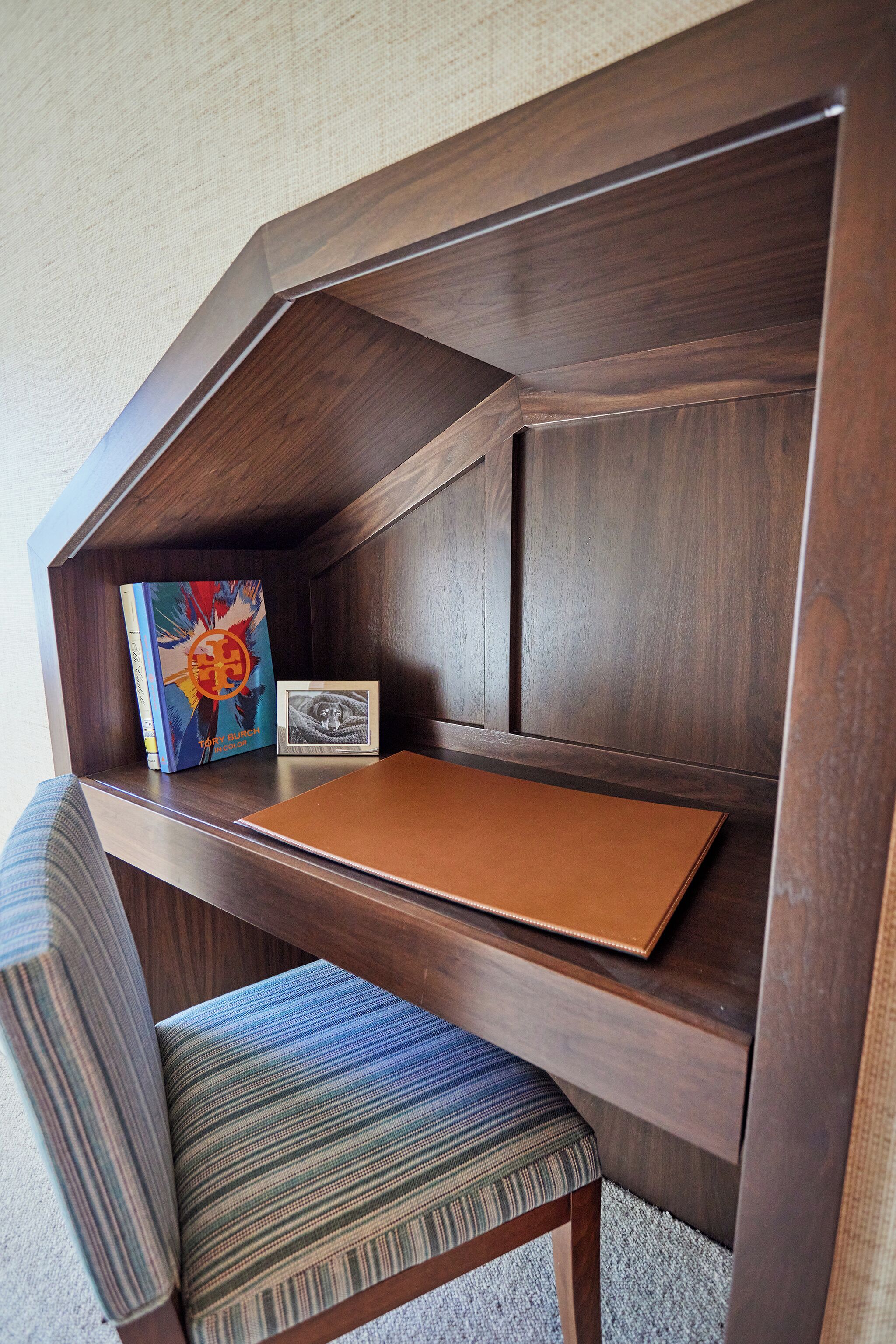 Photo - Beacon Hill Hotel