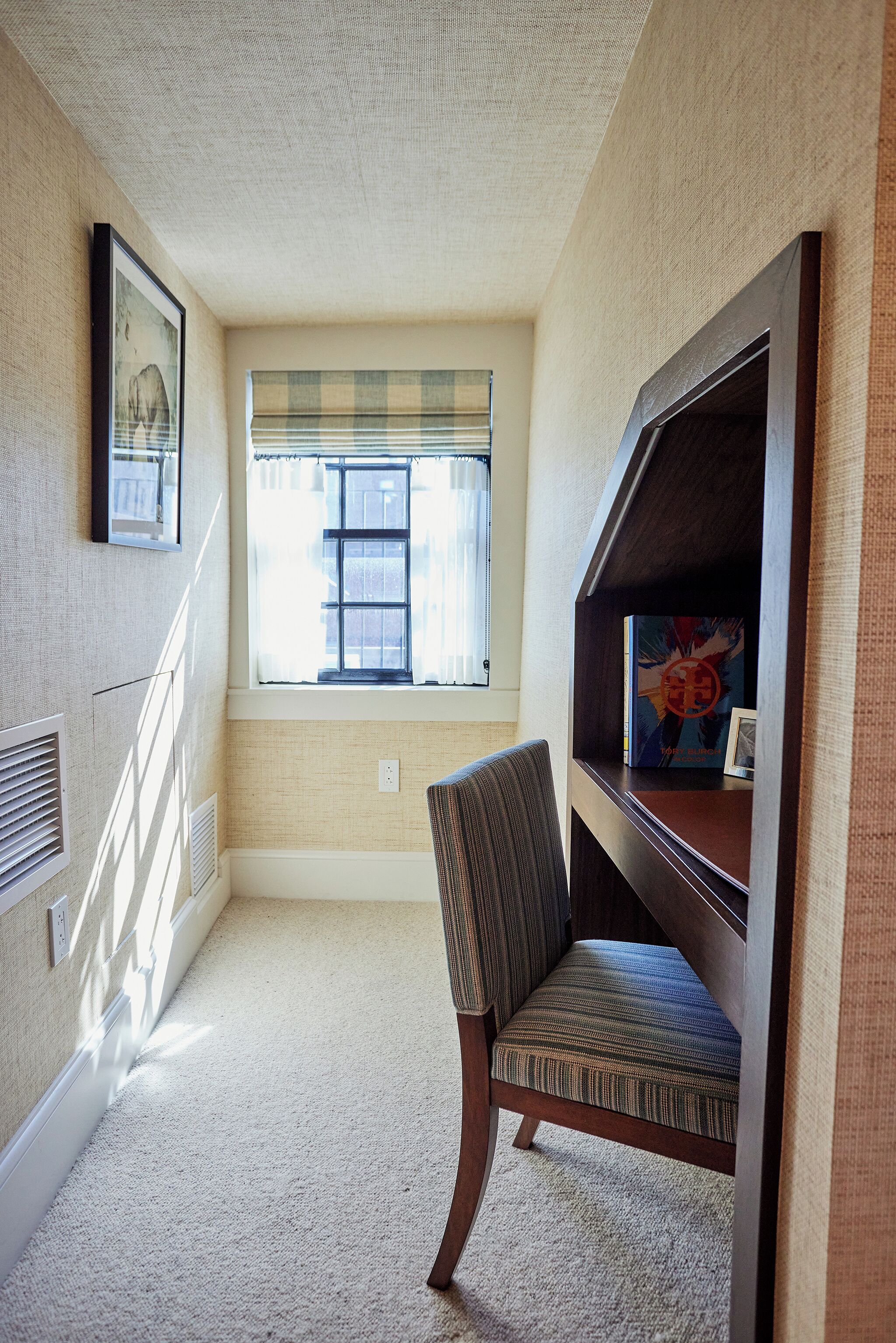 Photo - Beacon Hill Hotel