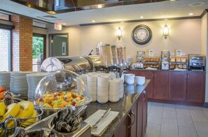 Free daily buffet breakfast - Embassy Inn (Victoria)