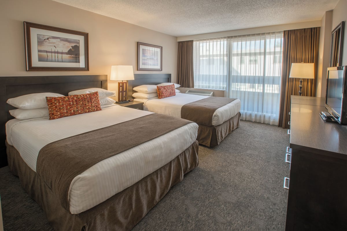 In-room safe, desk, blackout curtains, iron/ironing board