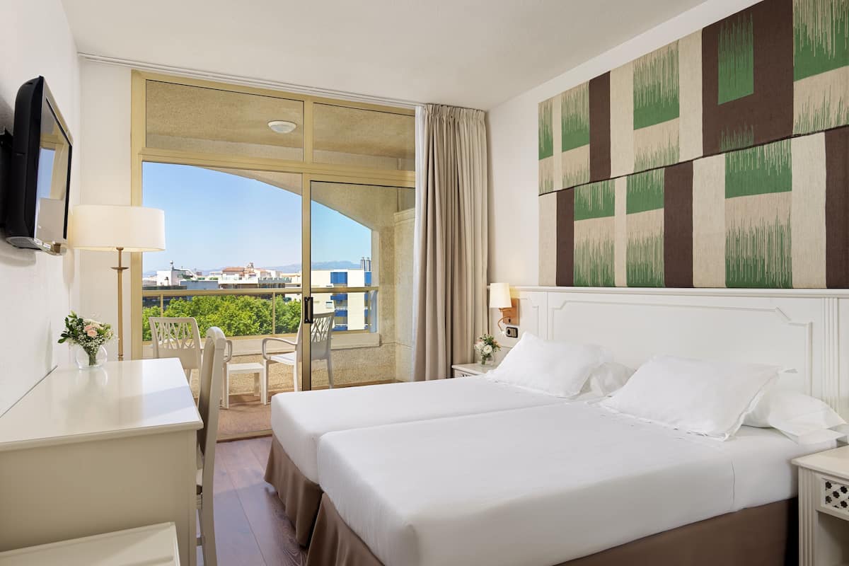 1 bedroom, in-room safe, desk, soundproofing