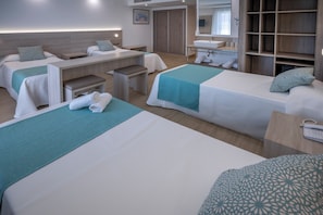 1 bedroom, in-room safe, desk, soundproofing