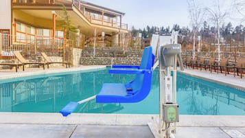 Seasonal outdoor pool