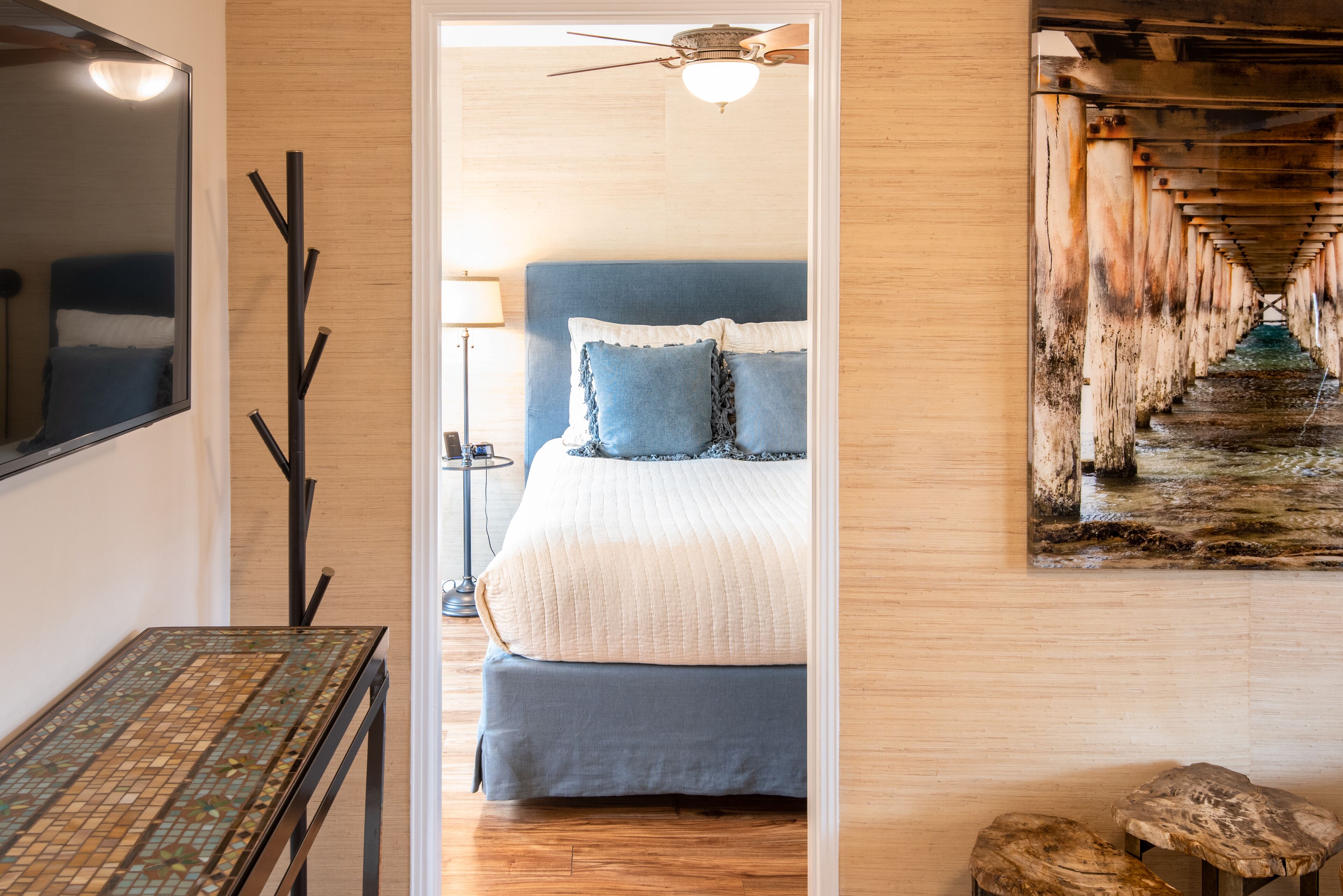 deluxe studio, 1 queen bed, kitchen | 1 bedroom, premium bedding, individually decorated