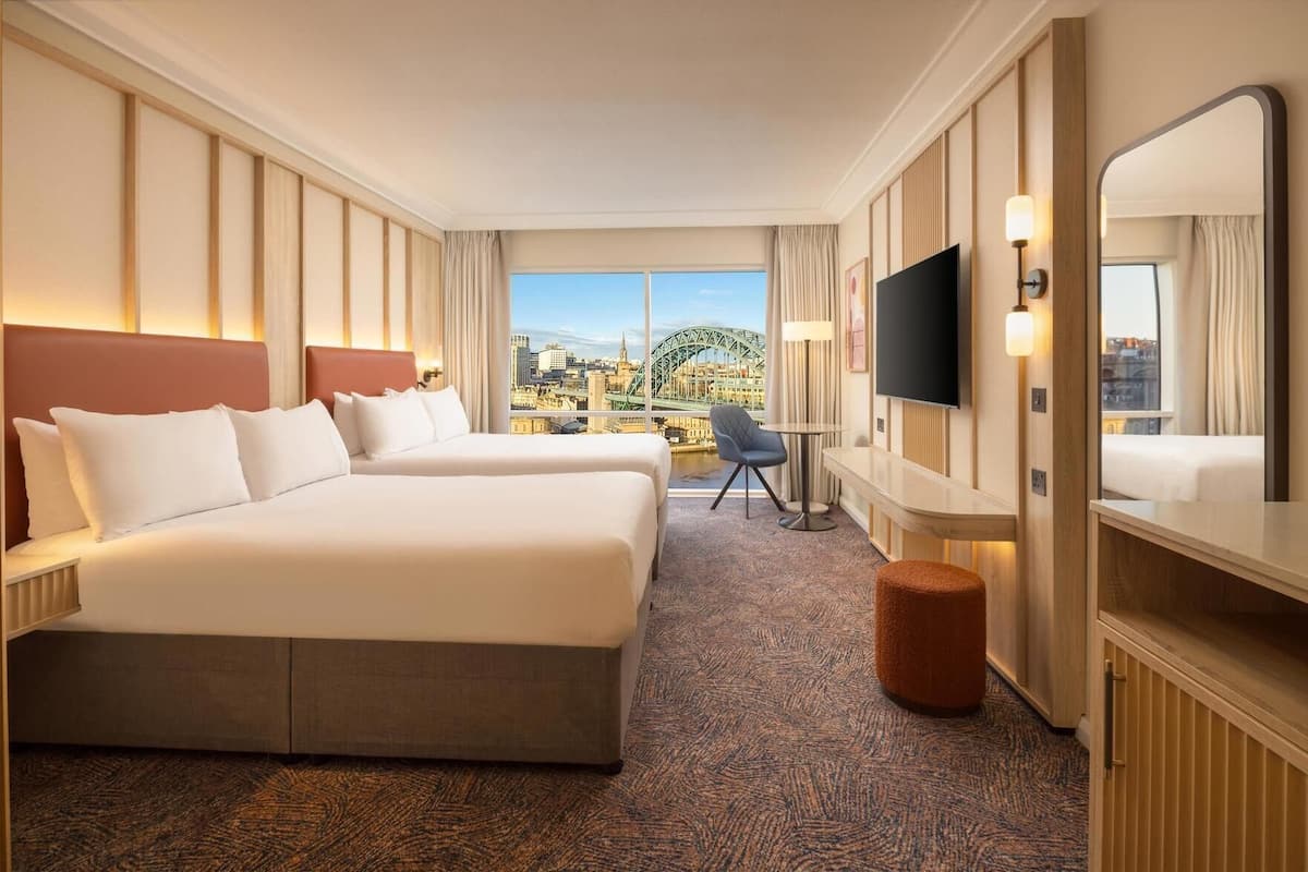 In-room safe, desk, laptop workspace, blackout drapes