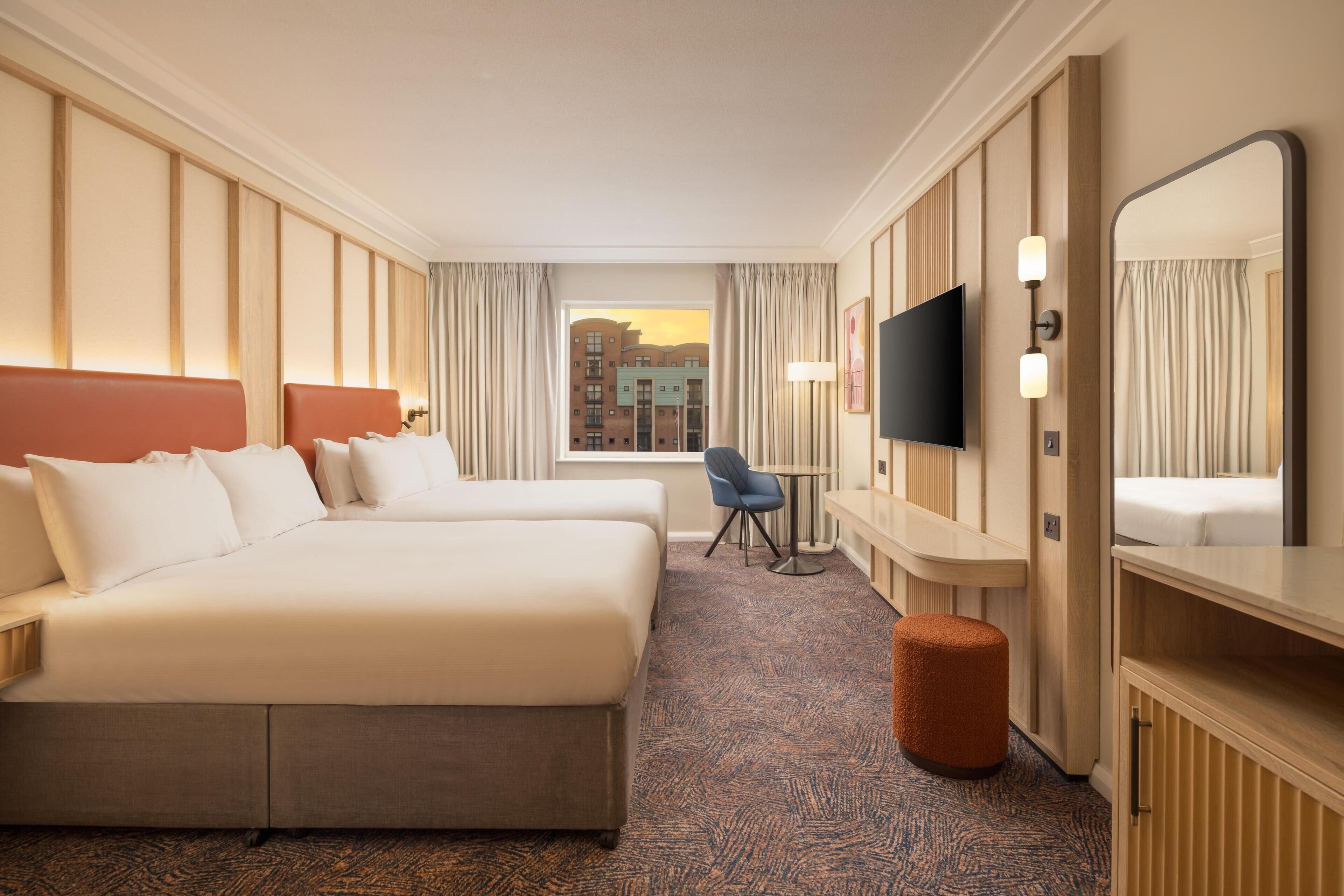 Standard Room, 1 Double Bed | In-room safe, desk, laptop workspace, blackout drapes