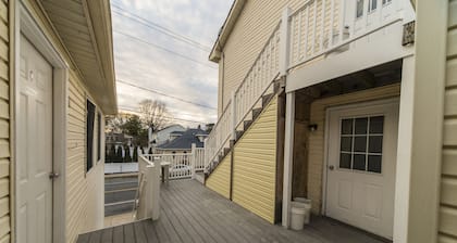 Summer Place Hotel