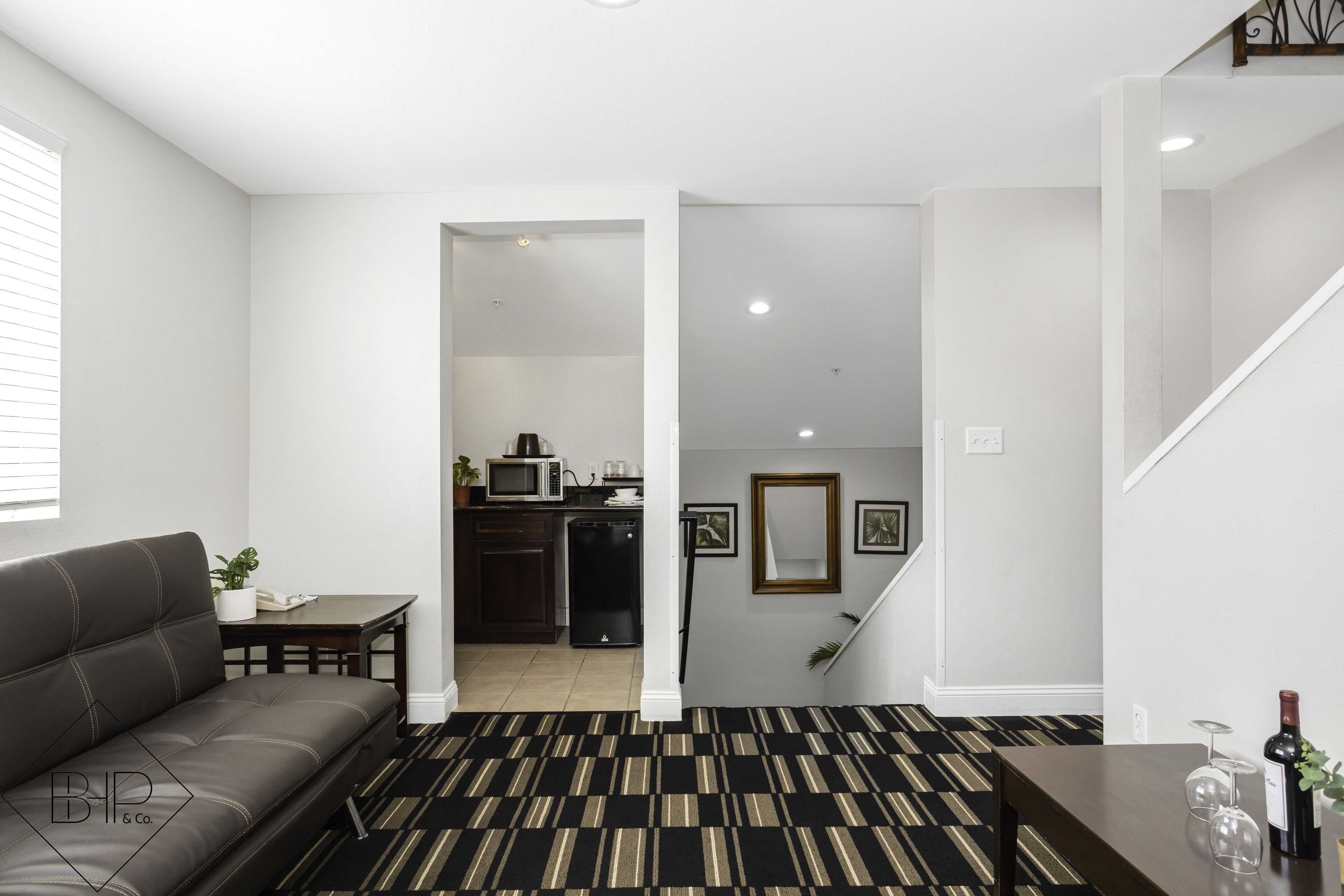 suite, 1 king bed with sofa bed | pillow-top beds, desk, blackout curtains, iron/ironing board