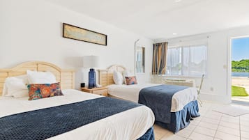 Deluxe Room, 2 Double Beds | Iron/ironing board, free WiFi, bed sheets
