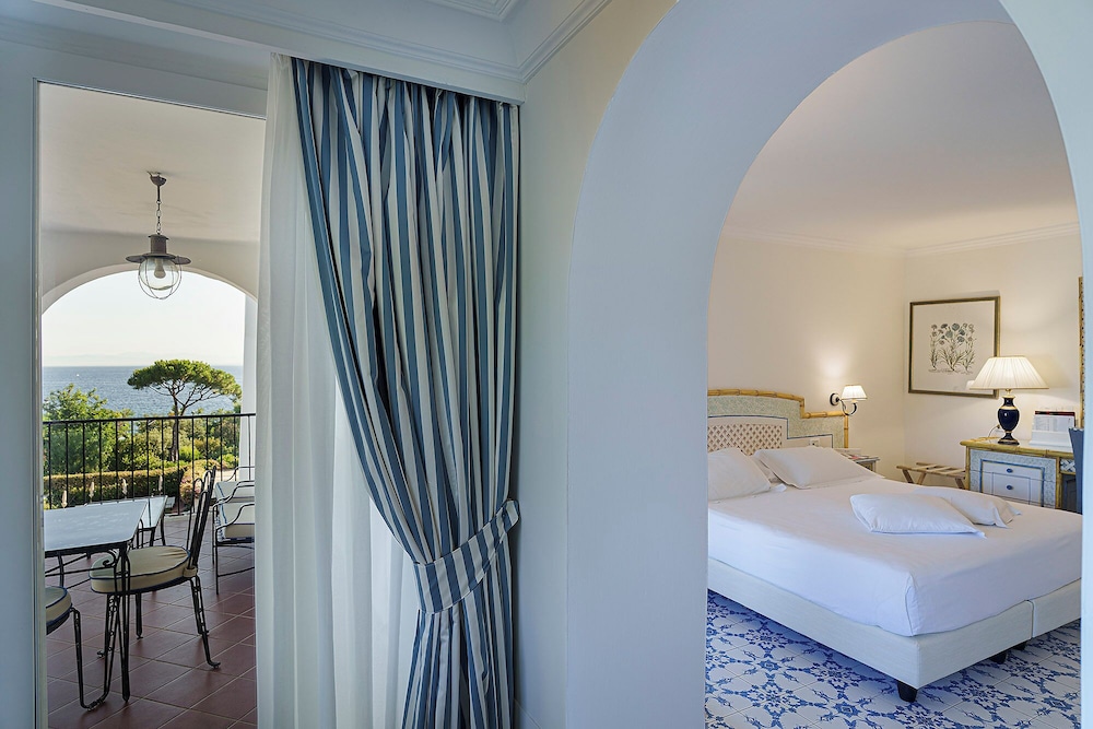 Grand Hotel Il Moresco by null