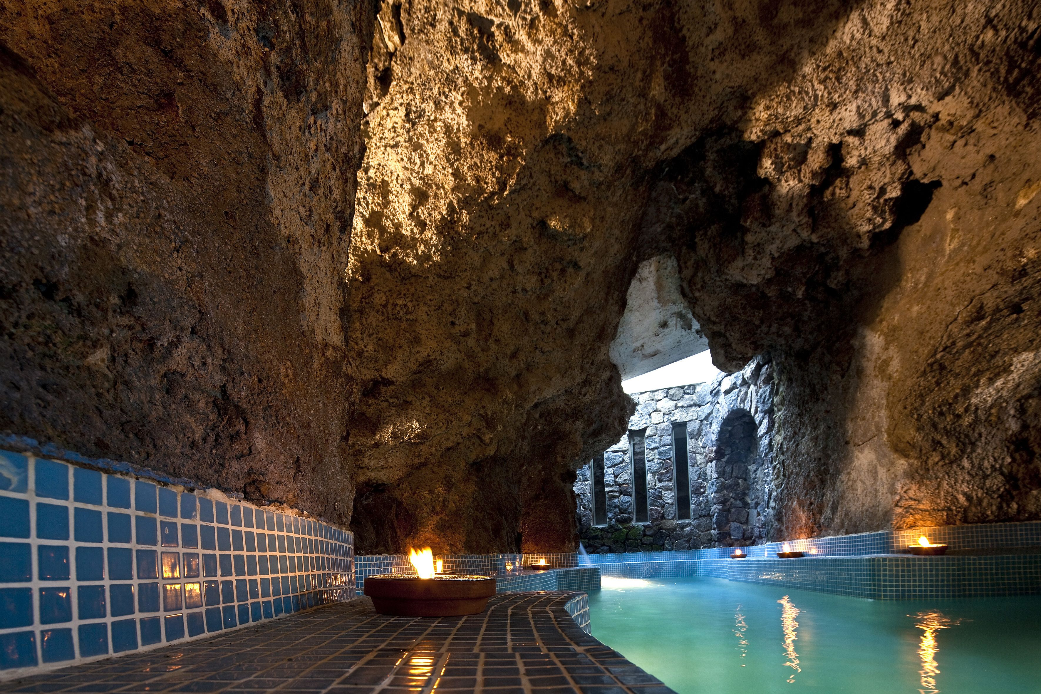 couples treatment room(s), sauna, hot springs/mineral springs