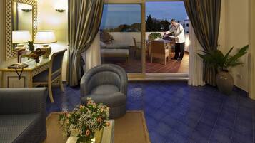 Suite Torre | Italialaiset Frette-lakanat, ylelliset vuodevaatteet