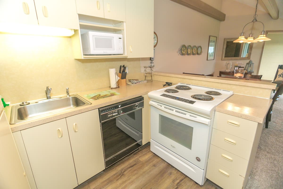 Microwave, stovetop, coffee/tea maker, toaster