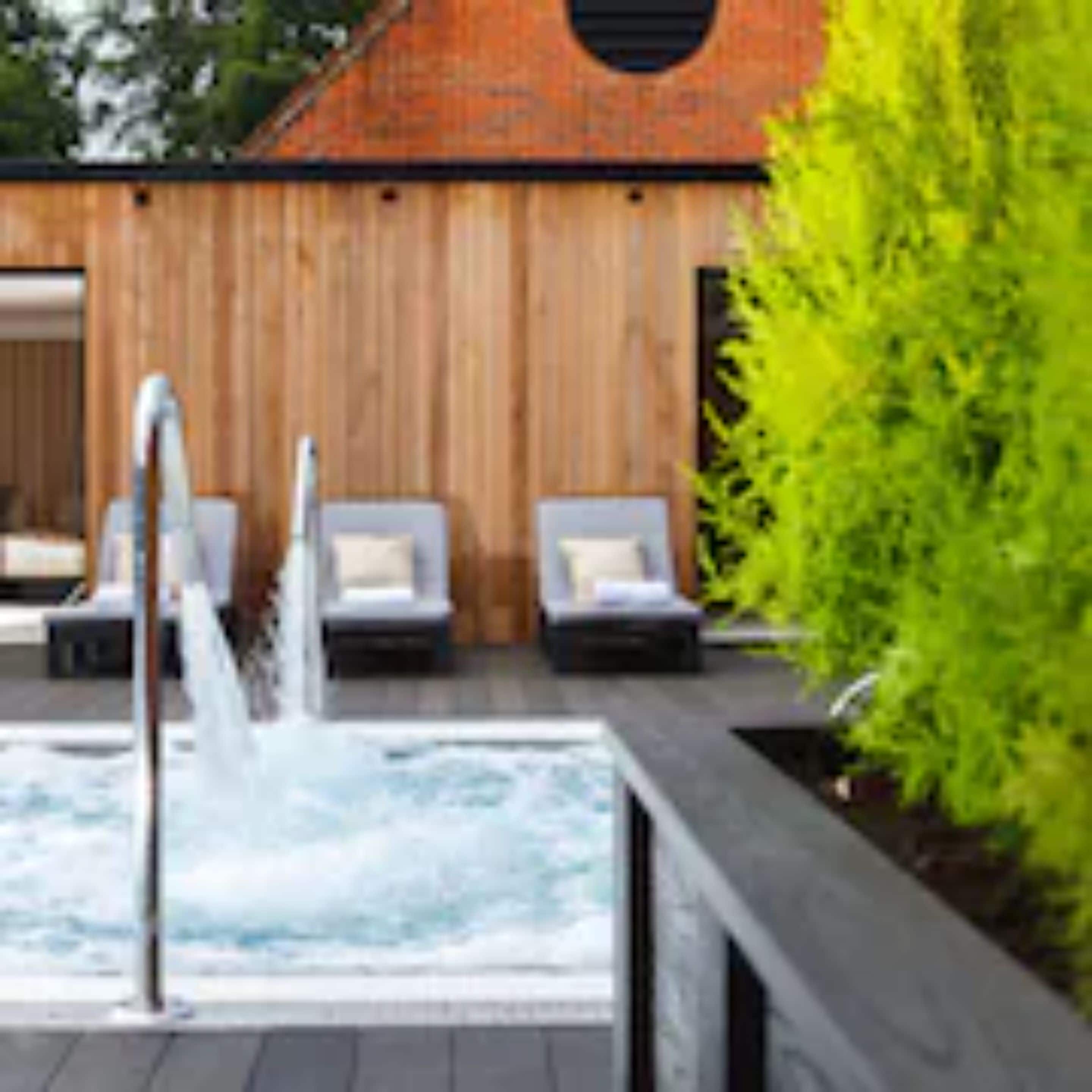 Indoor pool, outdoor pool, sun loungers