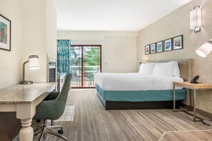 Zimmer, 1 King-Bett, Balkon | Hochwertige Bettwaren, Daunenbettdecken, Schreibtisch