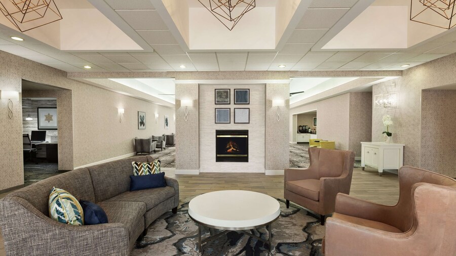 Homewood Suites by Hilton Sacramento Roseville