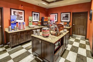 Petit déjeuner buffet compris tous les jours