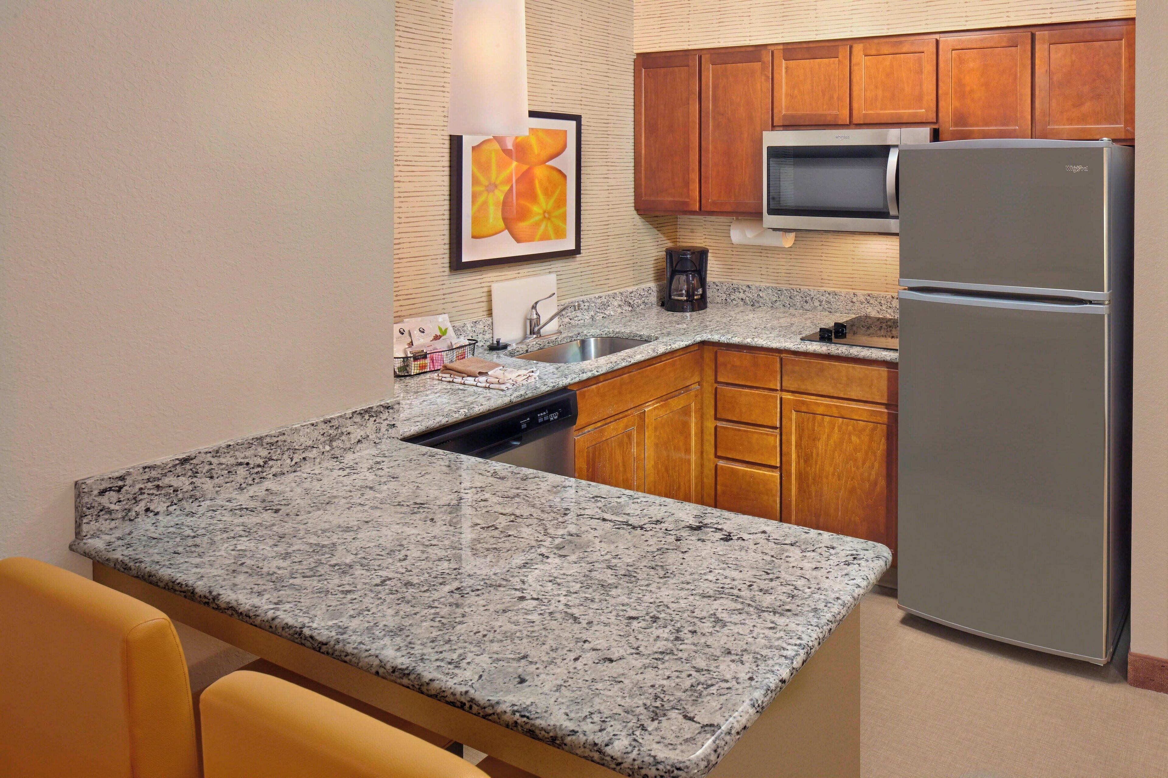 fridge, microwave, stovetop, dishwasher