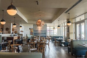 Breakfast, lunch, dinner and brunch served - The Atlantic Hotel & Spa (Fort Lauderdale)