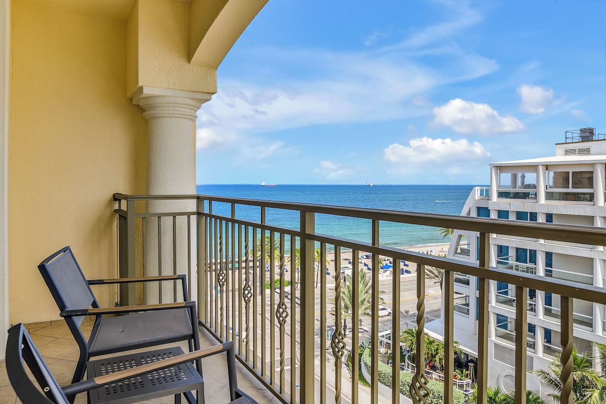 Suite, Multiple Beds, Balcony, Ocean View | Premium bedding, pillowtop beds, in-room safe, desk