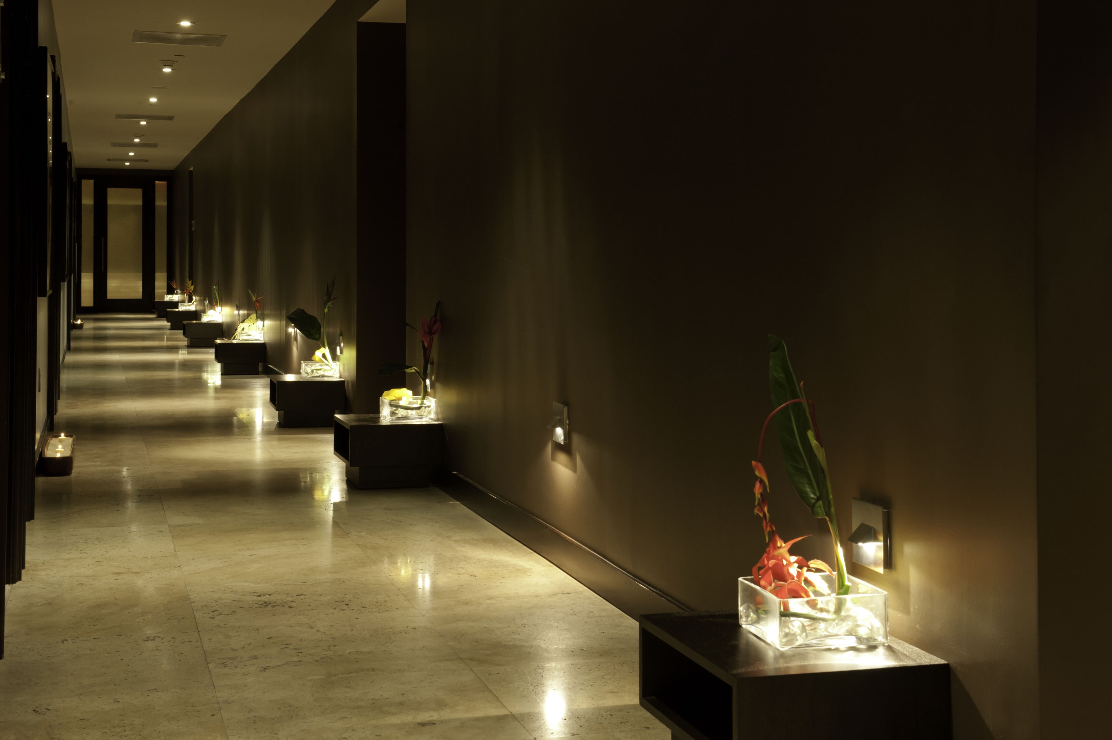 couples treatment room(s), body treatments, hot stone massages