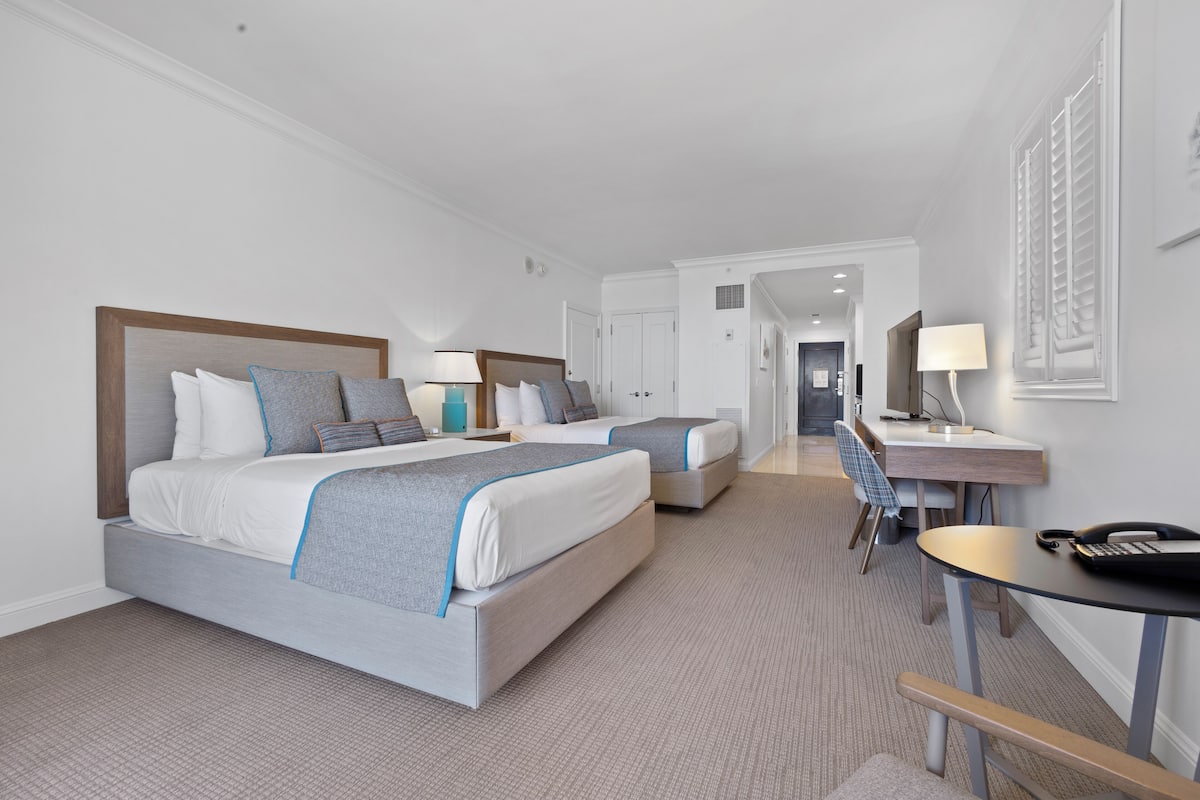 Premium bedding, pillowtop beds, in-room safe, desk