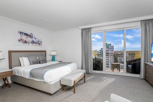 Penthouse, 2 Bedrooms (Sunset City & Intercoastal View) | Premium bedding, pillowtop beds, in-room safe, desk