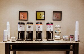 Coffee service - Hampton Inn by Hilton Torreon-Airport Galerias (Torreón)