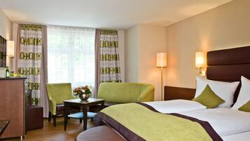 Standard Double Room, 1 Queen Bed | Hypo-allergenic bedding, minibar, in-room safe, desk