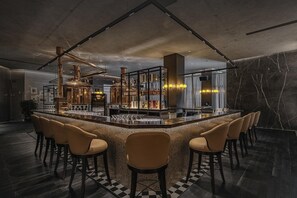 3 restaurants; breakfast, lunch and dinner served  - Kempinski Hotel Chengdu (Chengdu)