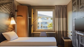 Classic-værelse med 2 enkeltsenge - ryger | Premium-sengetøj, senge med topmadrasser, skrivebord