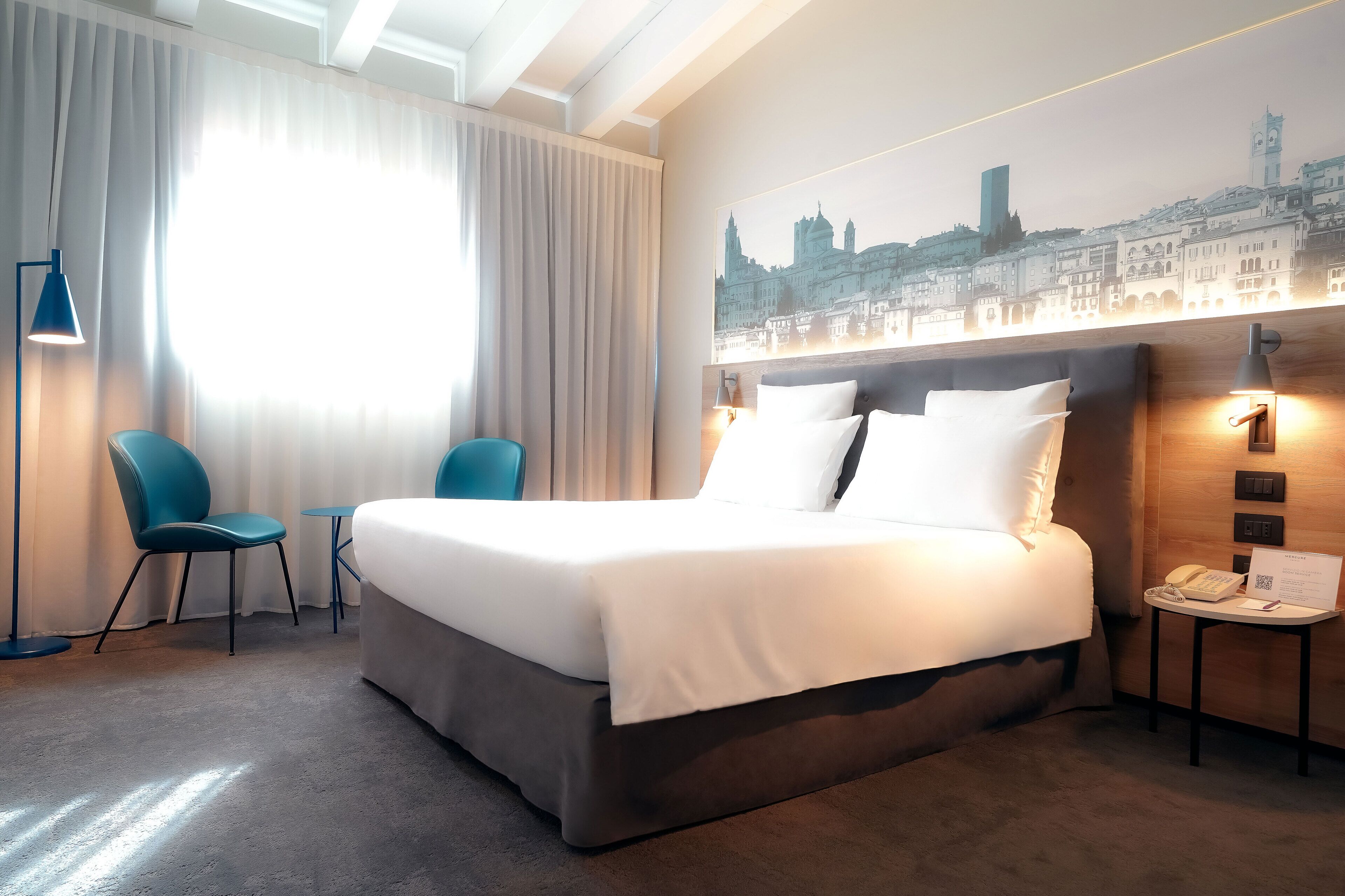 Standard Double Room, 1 Double Bed | Premium bedding, minibar, in-room safe, desk