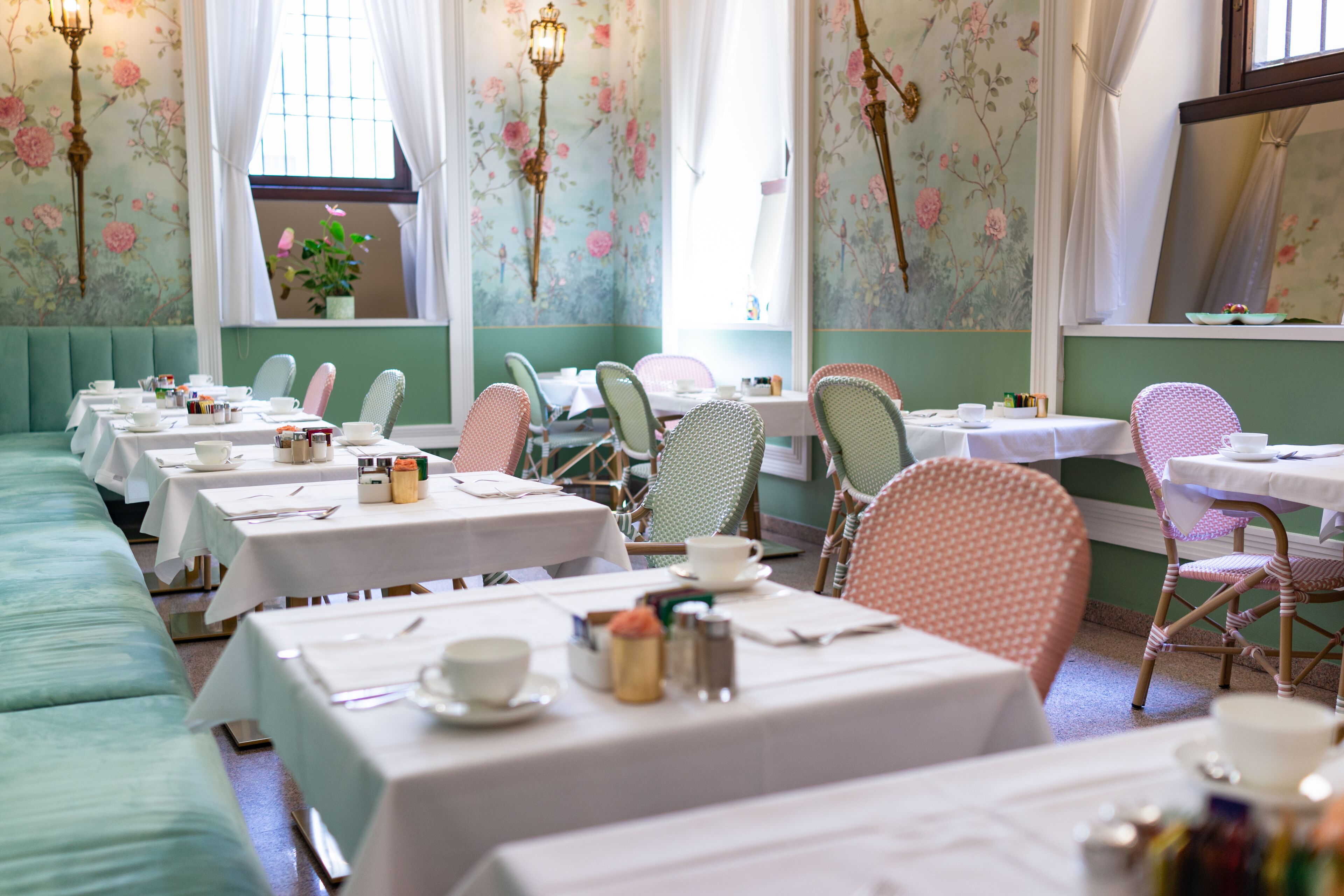 free daily continental breakfast